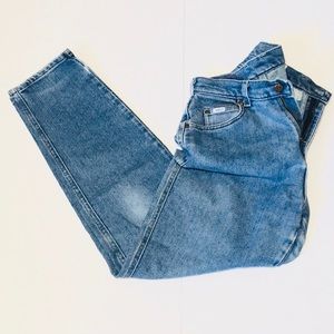LEE vtg high waisted mom jeans